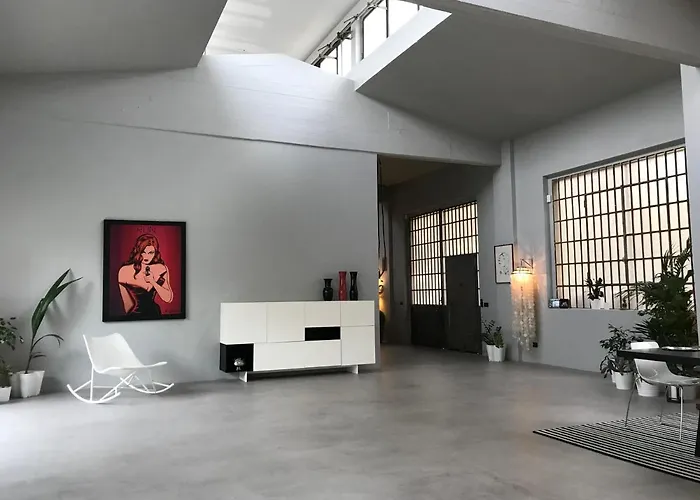 Loft Navigli With Private Garden