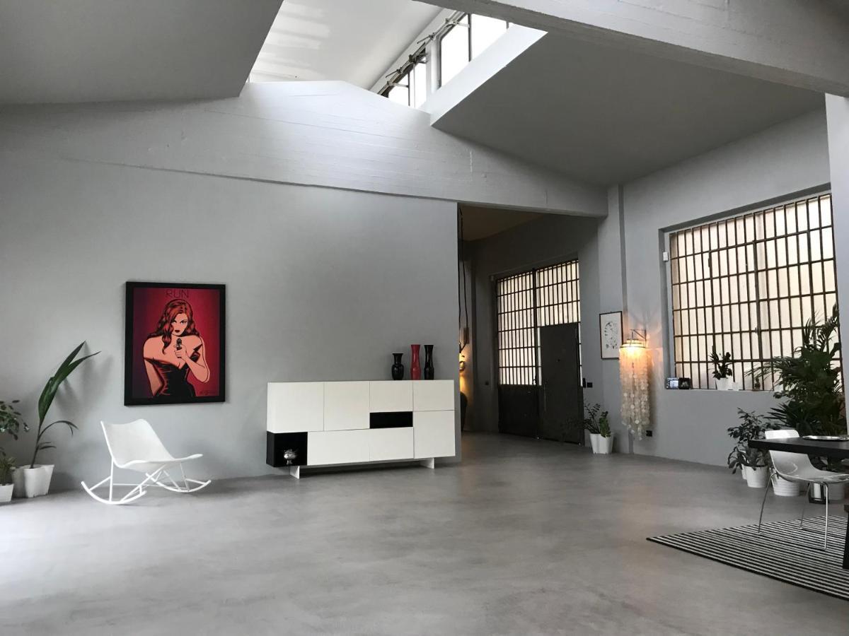 Loft Navigli With Private Garden Milão